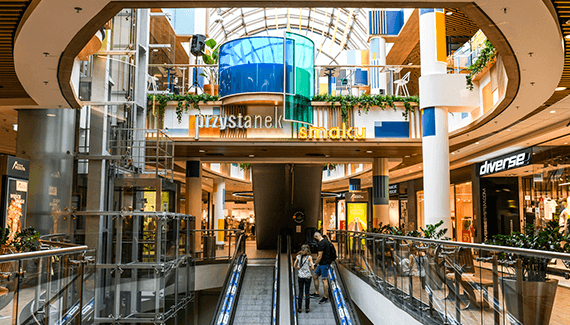 Atrium Reduta is offering unconventional holiday entertainment and more
